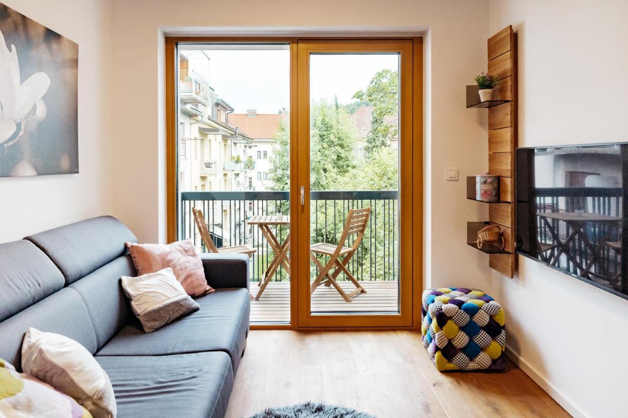 Woody - Comfy Apartment In Siska Ljubljana Ngoại thất bức ảnh