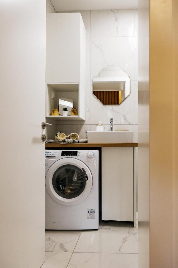 Woody - Comfy Apartment In Siska Ljubljana Ngoại thất bức ảnh