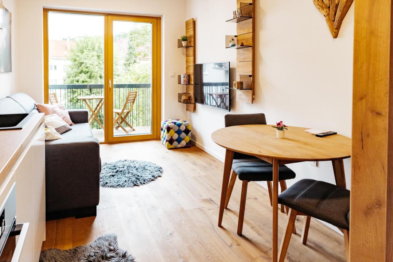 Woody - Comfy Apartment In Siska Ljubljana Ngoại thất bức ảnh