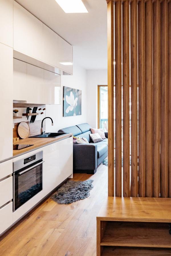 Woody - Comfy Apartment In Siska Ljubljana Ngoại thất bức ảnh